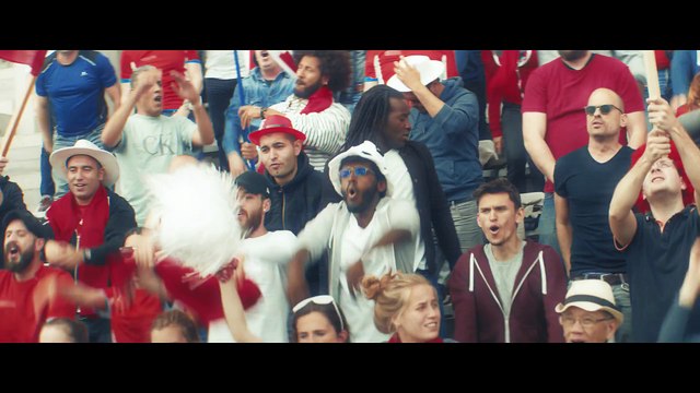 FIFA 17 - Pierre Ménès et Hervé Mathoux