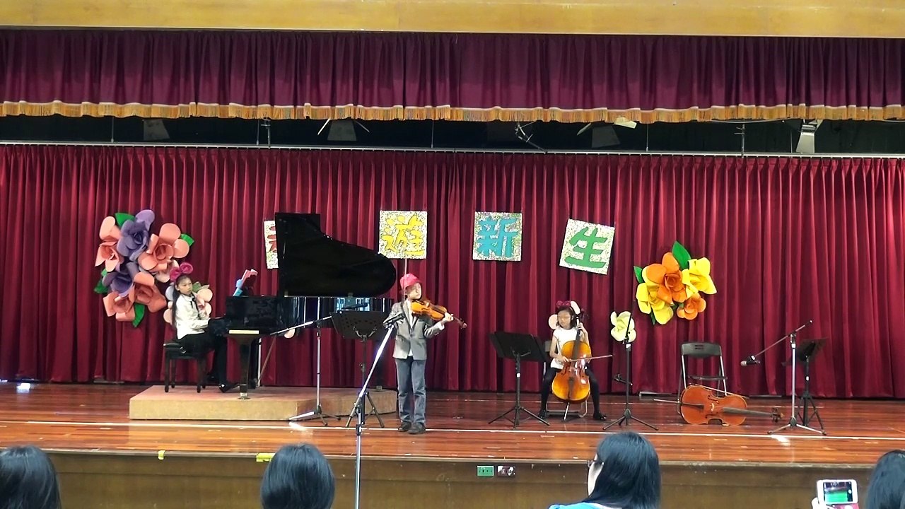 The Arts - Singing in the Rain (Tap dance)