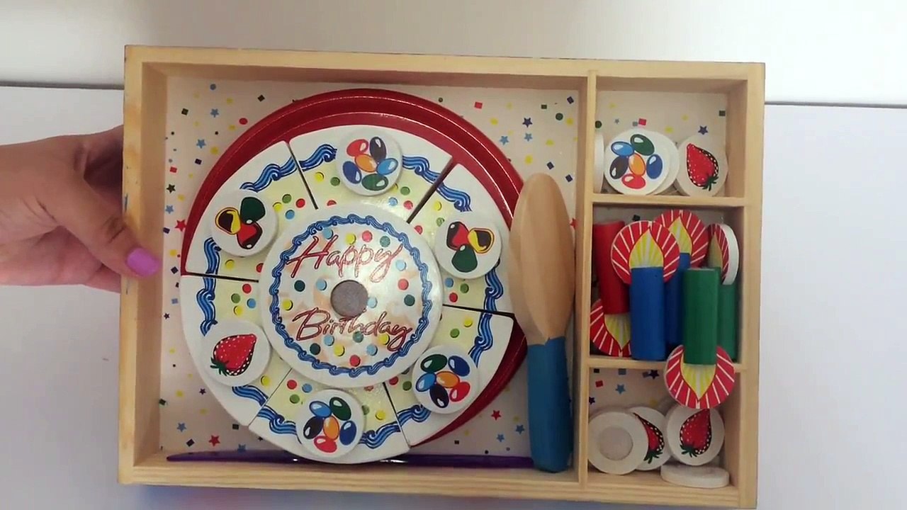 Toy Cutting Wooden Velcro Birthday Cake with Peppa Pig Pretend play