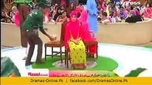 See What Happened When Aamir Liaquat Asked A Boy To Act Like An Abnormal