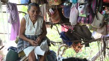 El pueblo de México que vive de coser balones de fútbol