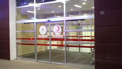 Adıyaman'da Otomobil Şarampole Devrildi: 3 Yaralı