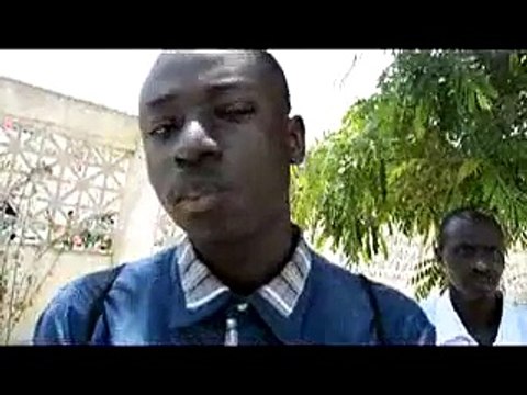 Anticipé philosophie – Les littéraires se plaignent: «Interminables grèves, programme non terminé,...»