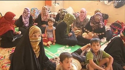 عشرات الآلاف من المدنيين عالقون بالفلوجة