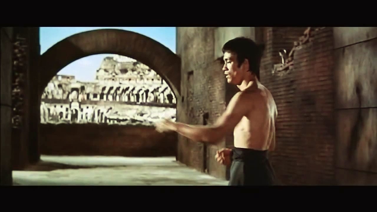 Bruce Lee vs Chuck Norris