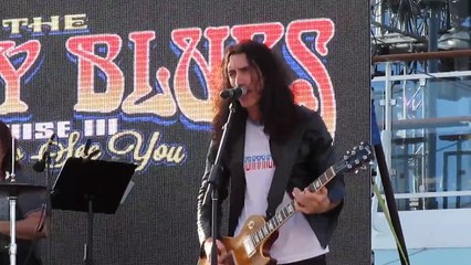 Brian Howe Holy Water 2-29-2016 MVI 5326