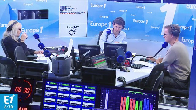 Meeting : Manuel Valls cible une droite destructrice pour remobiliser le PS