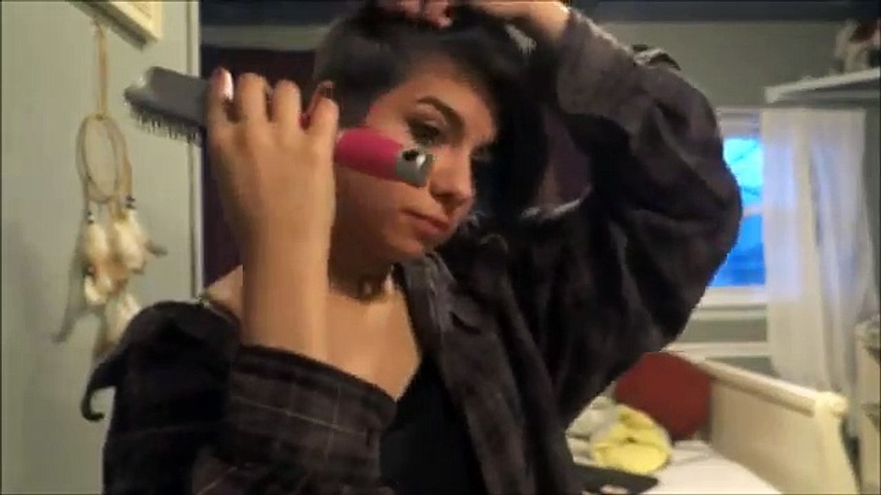 Pixie to Side Buzz Look Using Extensions | Jasper Rose