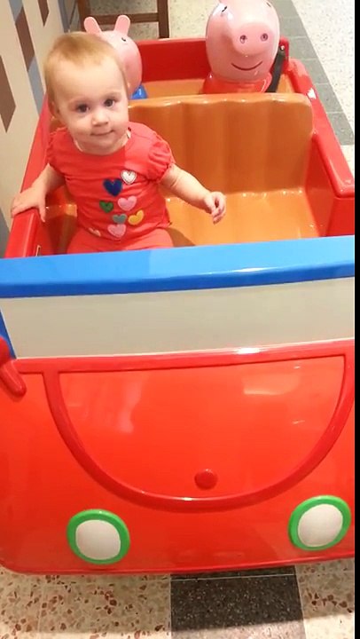 Peppa pig ride