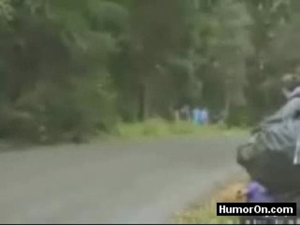 15 crash dans le meme virage !