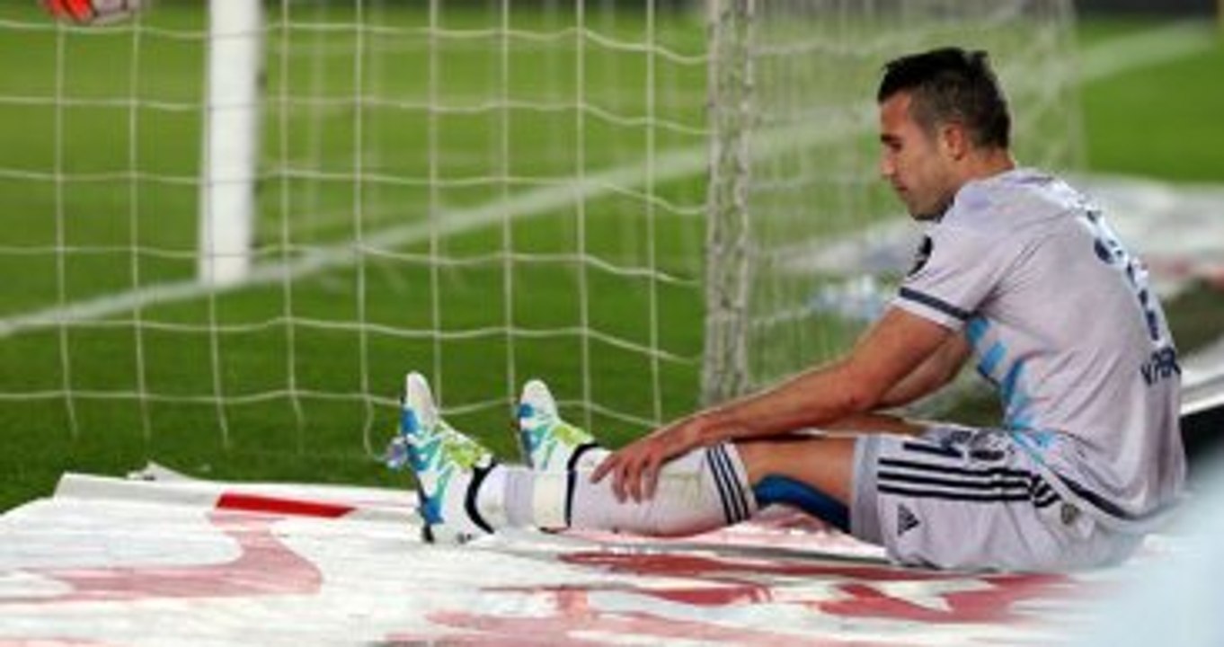 Fenerbahçe, Robin Van Persie'nin Menajerini Çağırdı