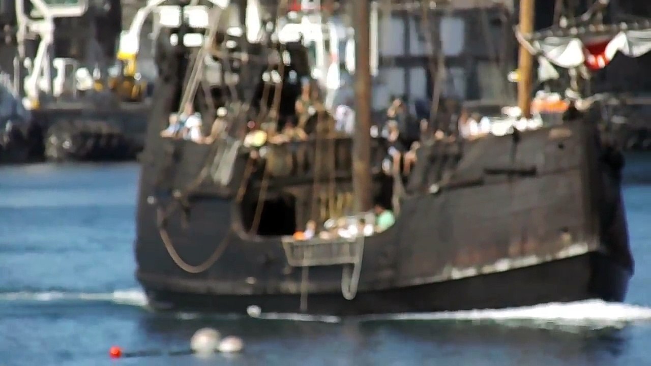Madeira Island - Funchal Harbor... Nau Santa Maria