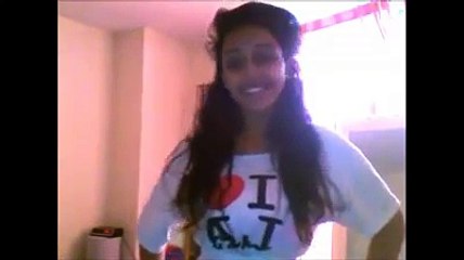 ይቺ ጉደኛ ኢትዮጵያዊት ልብሷን አውልቃ የምታሳየዉን  #ወሲብ ቀስቃሽ ዳንስ ተመልከቱ