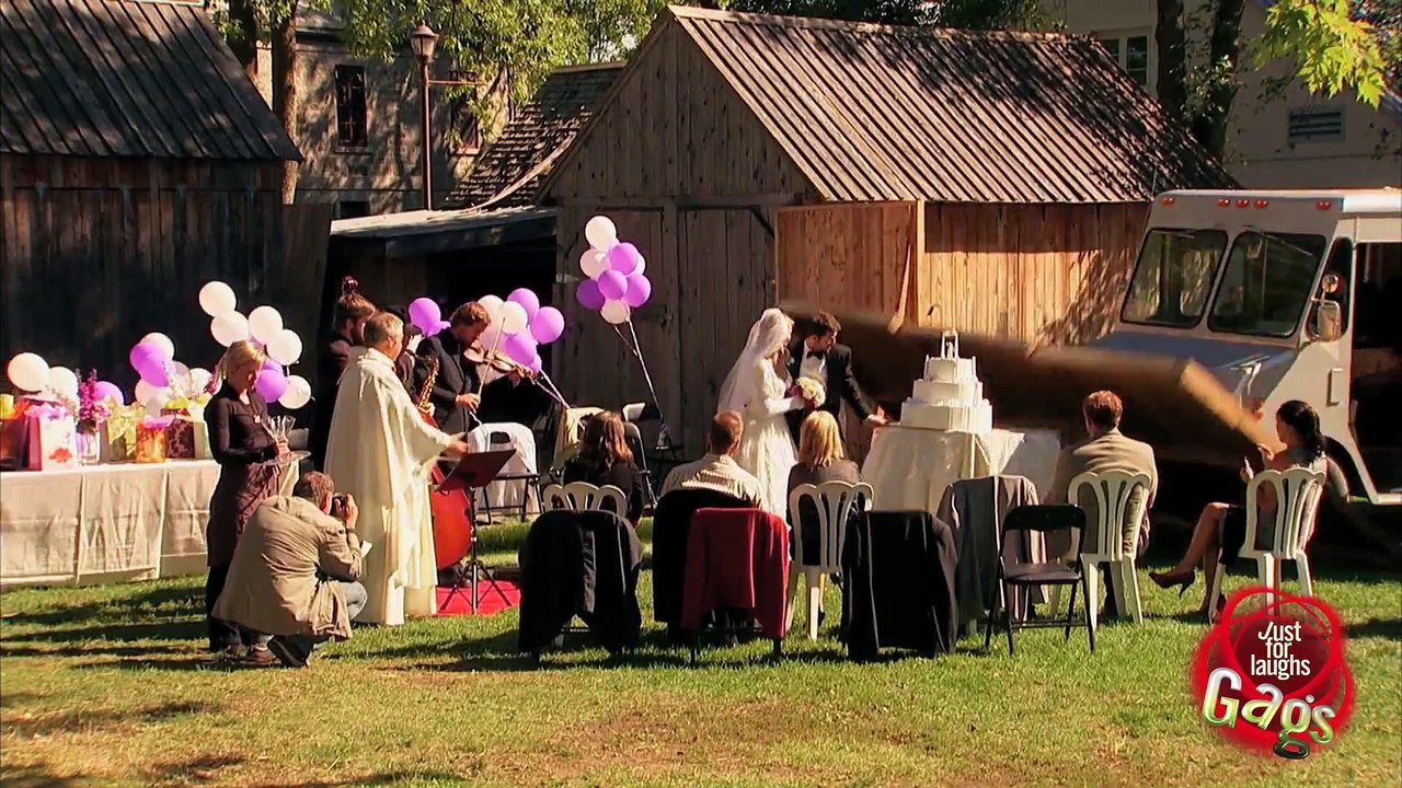Real Life Wedding Crasher Gag