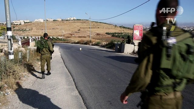 Des soldats israéliens bloquent l'accès à Yatta