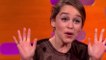 Game Of Thrones : Emilia Clarke regarde ses scènes de nue avec ses parents