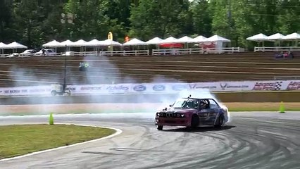 Um BMW E30 com um motor 3.2 TURBO e 1000CV