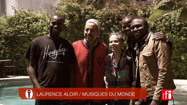 Abdelslam Alikane Souiri et Songhoy Blues au micro de Laurence Aloir - Essaouira
