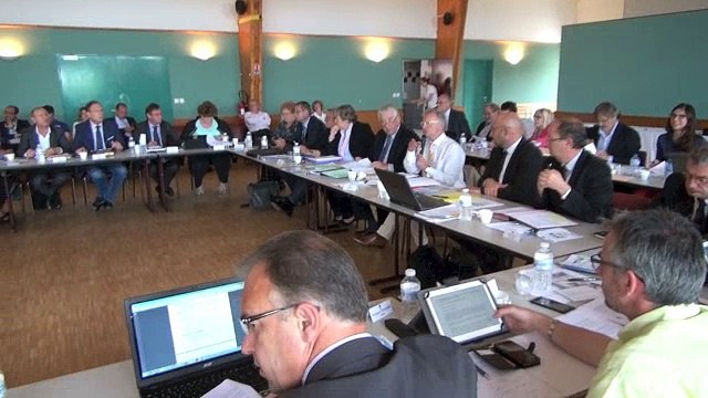 Communauté d'agglomération du Grand Auxerrois : du projet de PETR au citoyen trieur