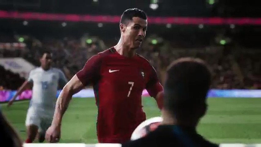 Pub Nike Football avec Cristiano Ronaldo (The Switch) - Vidéo Dailymotion