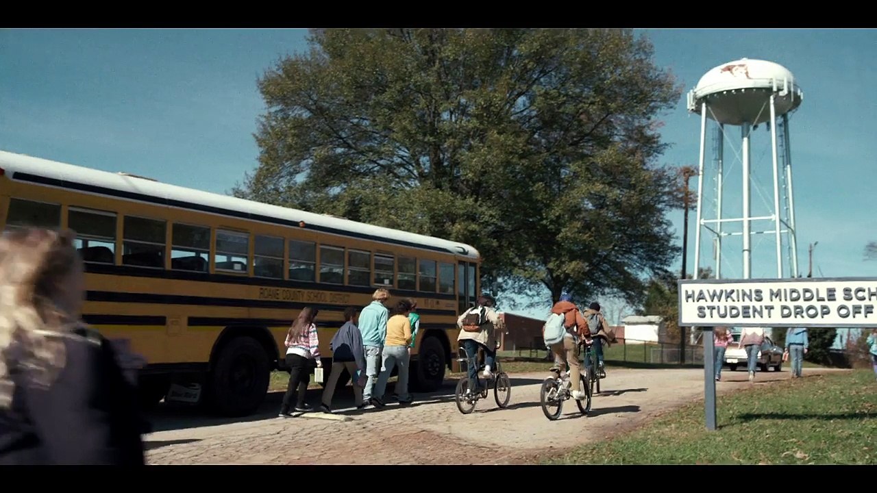 Stranger Things - S01 Trailer (Deutsch) HD
