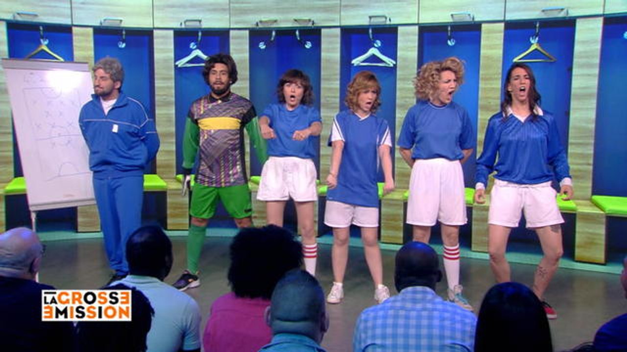 Aux vestiaire de l'équipe de foot - La Grosse Emission du 09/06
