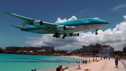 Download Video: Top Boeing 747 Crosswind Storm Landings Takeoffs Touch and Go