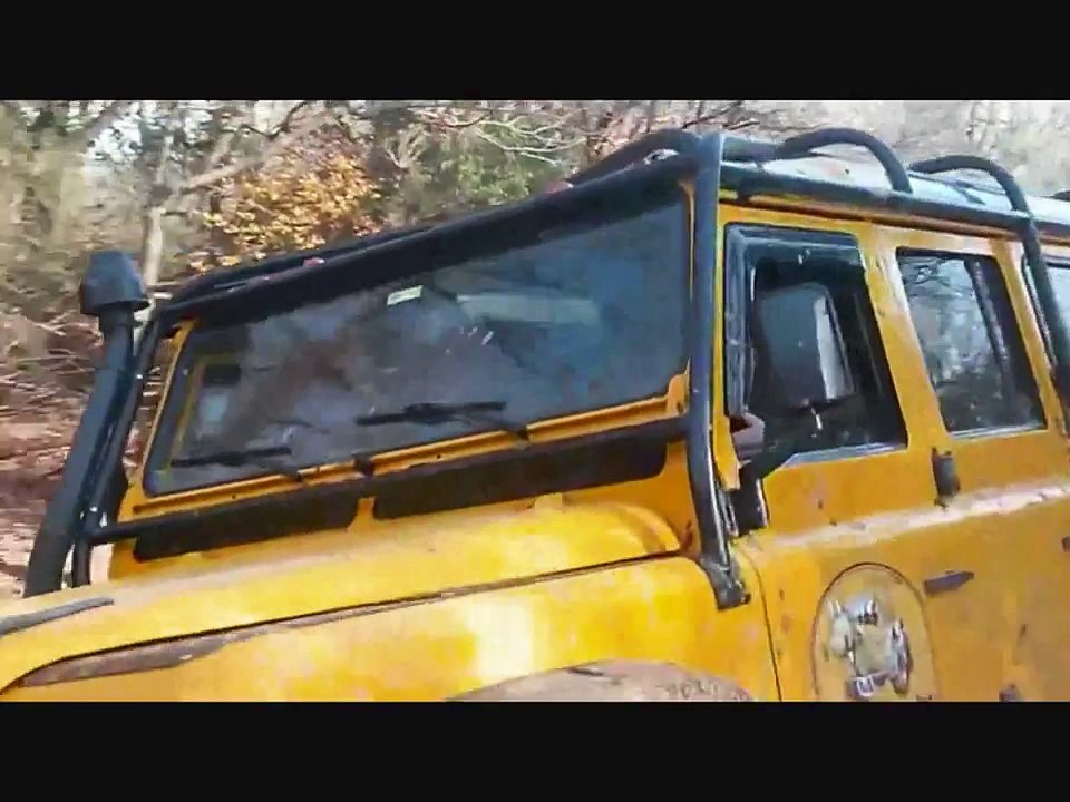 yoldan çıkanlar offroad  Defender 28 12 2013