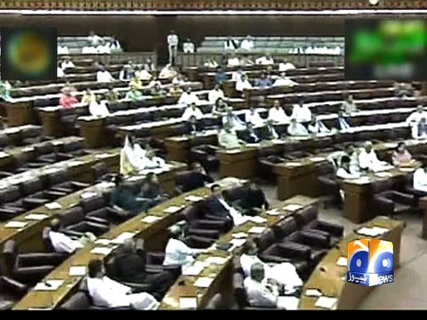 Khwaja Asif apologizes to Shireen Mazari for lewd remarks -09 June 2016