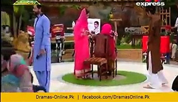 Amir Liaquat Humiliating Another Guy in Pakistan Ramzan Show - Video Dailymotion_youtube_original(1)