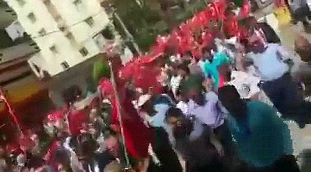 Mardin Midyat bombalı saldırı sonrası onbinlerce kişi PKK'ya tepki gösterdi