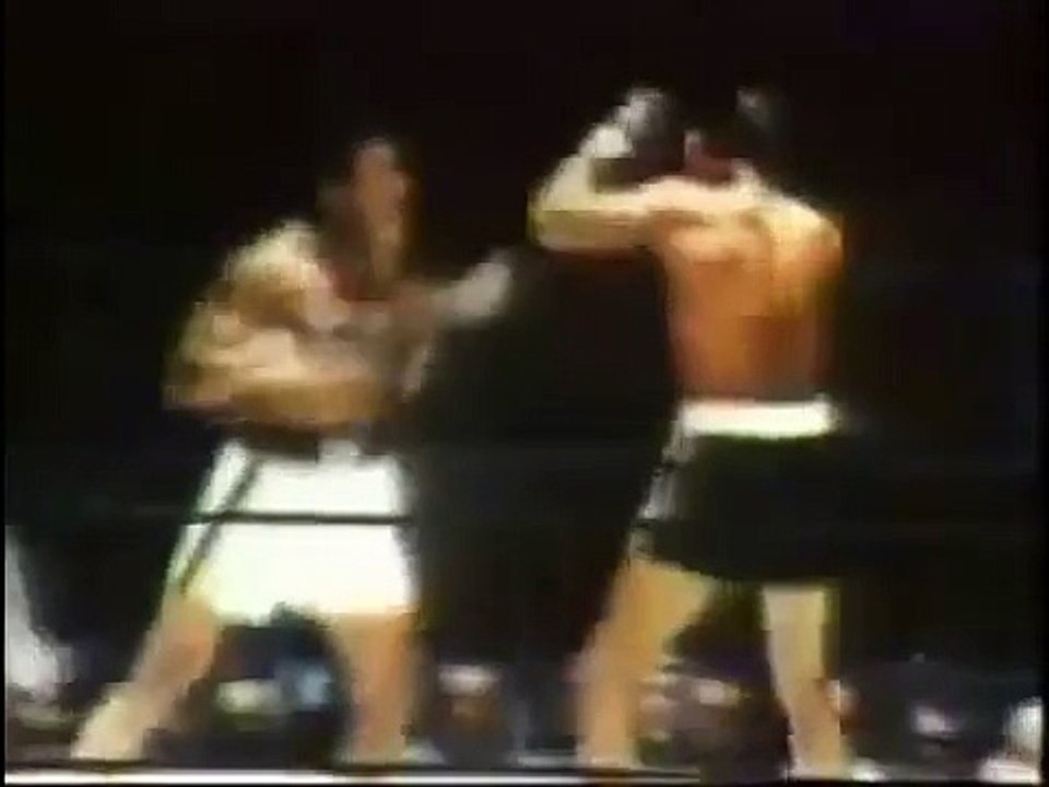 Muhammad Ali - Best Knockouts, Famous Fights and Speeches