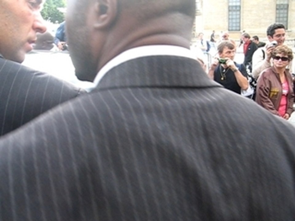 Tony Parker s'en va avec Eva en Rolls