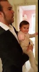 Con tan solo 7 meses "baila" flamenco