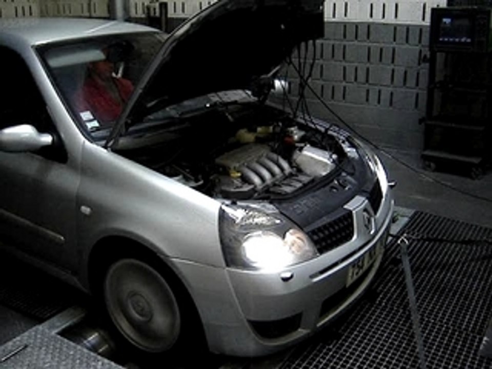 CLIO RS 2.2 chez Technomap