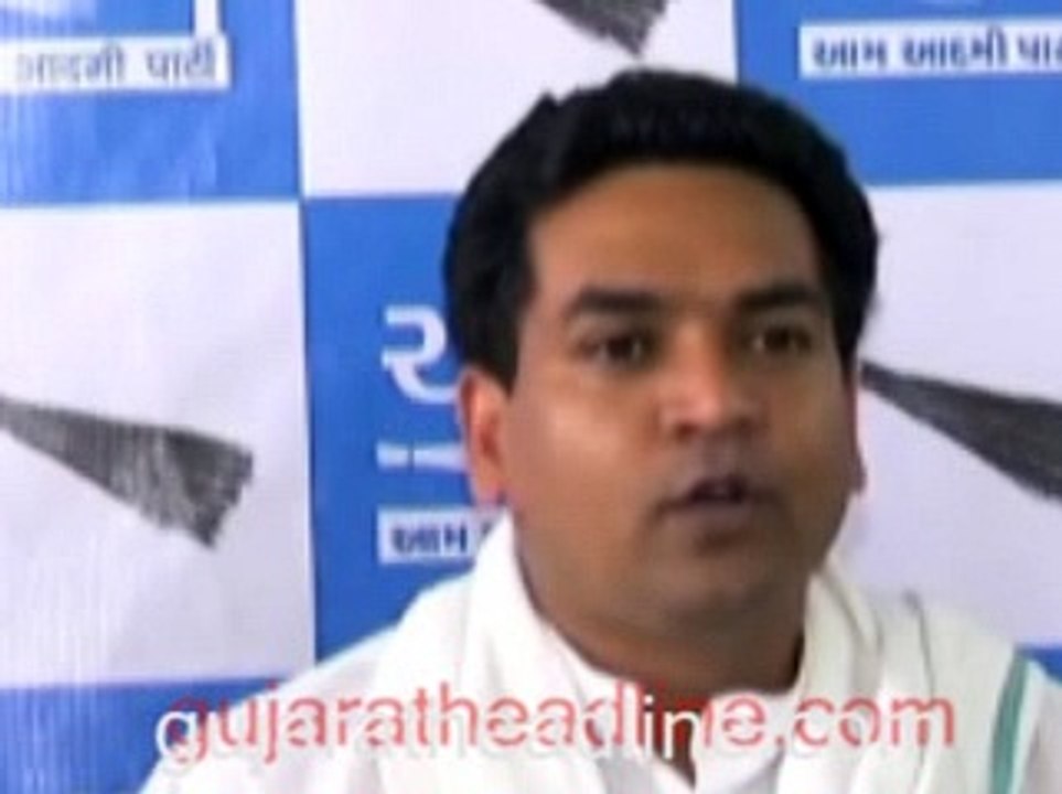 Kapil Mishra: AAP Gujarat Office attackers were felicitated by BJP