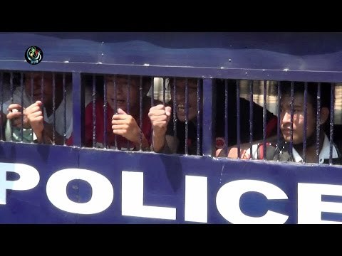 Burma police round up students, activists