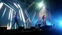 Selena Gomez - Slow Down ( Live In Malaysia 2016 ) Revival Tour