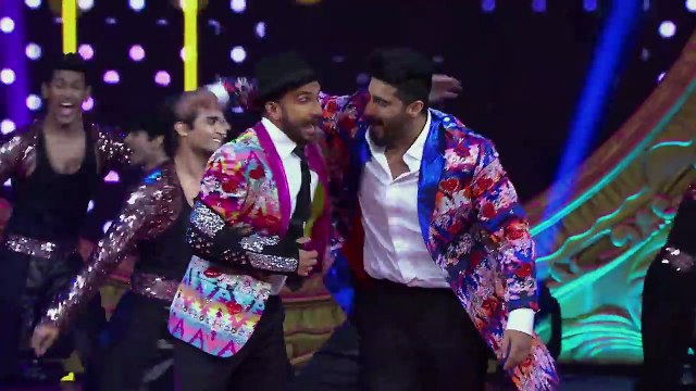 Ranveer & Arjun s energy packed opening act IIFA Awards 2015