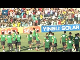 Felipão peita COL e libera torcedores no treino