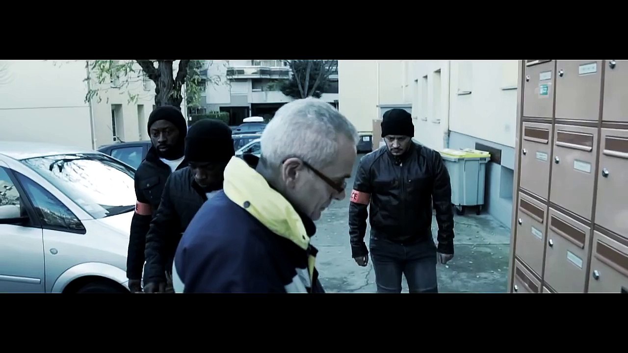 Bande annonce  "Une chute stupéfiante" écrit par Boel Souleymane Réalisé par Mahmoud Haroun