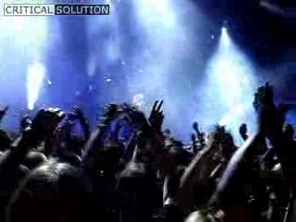 Guns N' Roses - Welcome To The Jungle (Live 2006)