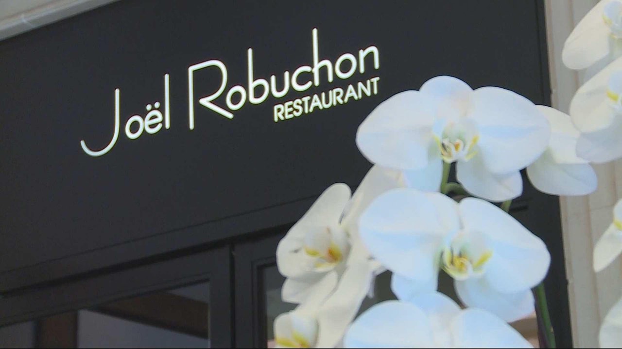 Singapore street food wins Michelin star ratings