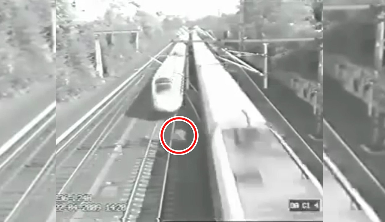 Railway Crossing ! amazing videos