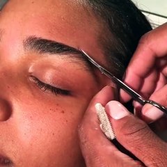 5 dakikada mükemmel kaşlar