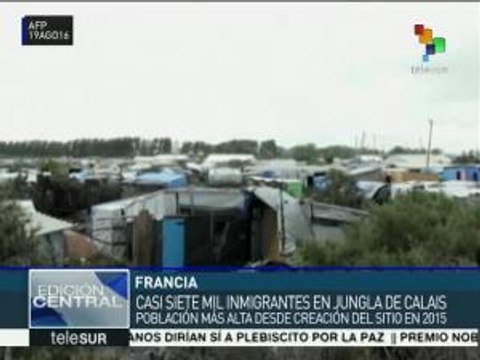 Francia: casi siete mil inmigrantes en el campamento de Calais