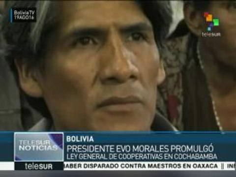 Bolivia: pdte. Evo promulga Ley General de Cooperativas