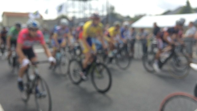 Course cycliste juniors, seniors 3 et pass'open