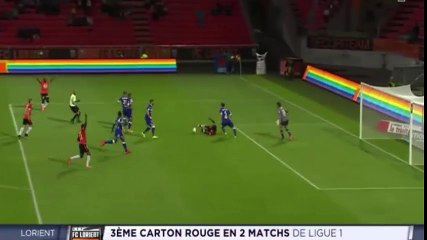 Benjamin Jeannot recoit un carton rouge aprés qu'il a insulté l'arbitre (20.8.2016)