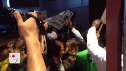 Trump Protestors Turn Violent and Even Spit on Donors at Fundraiser
